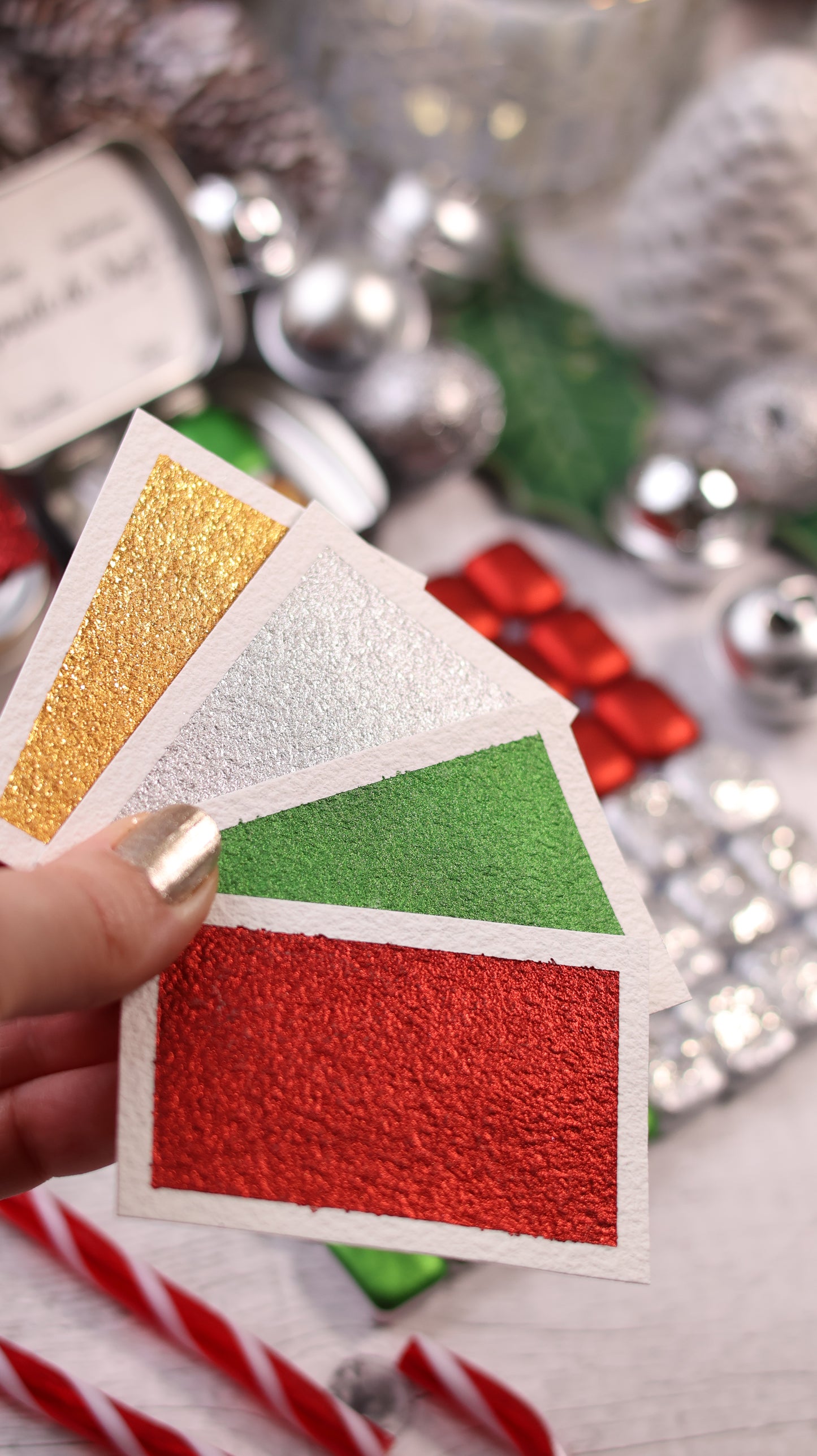 Capsule de Noël - 4 godets d'aquarelle à effets | 2024 | Godets d'aquarelle métallisées et pailletées | aquarelle artisanale | cadeau Noël artiste peintre