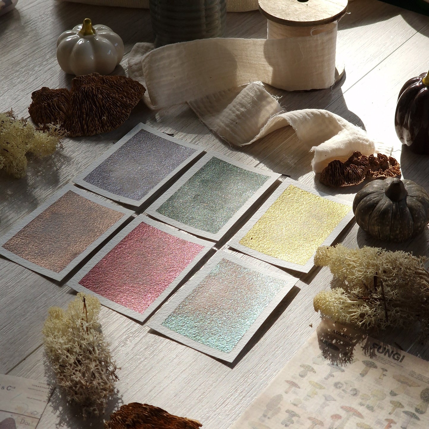 Cueillette Secrète - 6 aquarelles métallisées | aquarelles granulation duochrome | aquarelle métallisées et pailletées | aquarelle artisan