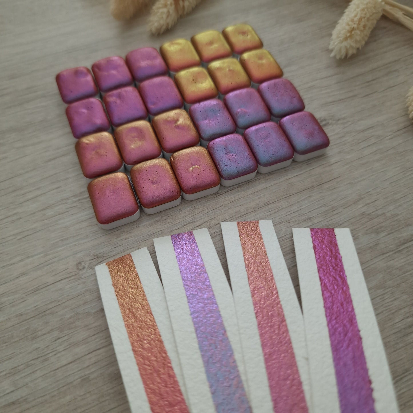 Caméléons fantastiques | 4 aquarelles caméléons | aquarelles artisanales fabriquées à la main | peinture duochrome | peinture pour coloriage