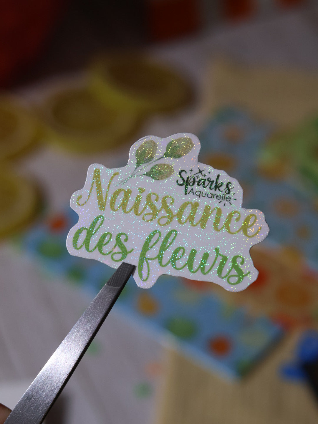 Sticker pailleté pour palette d’aquarelle ✨- Naissance des fleurs - décoration palette peinture artistique