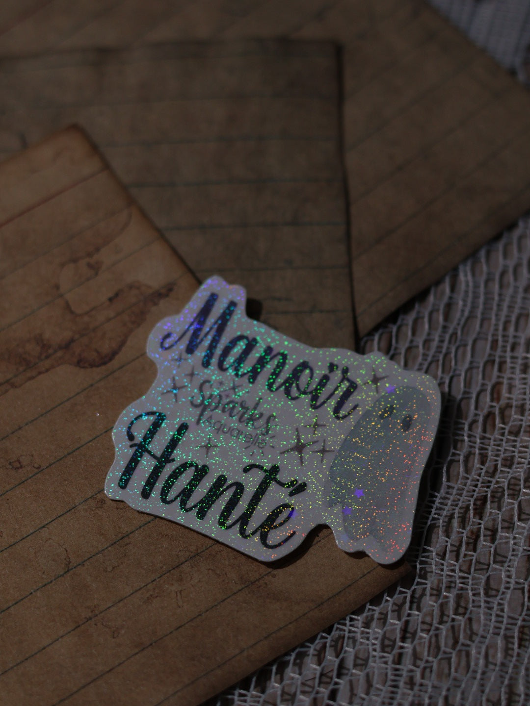 Sticker pailleté pour palette d’aquarelle ✨- Manoir Hanté - décoration palette peinture artistique