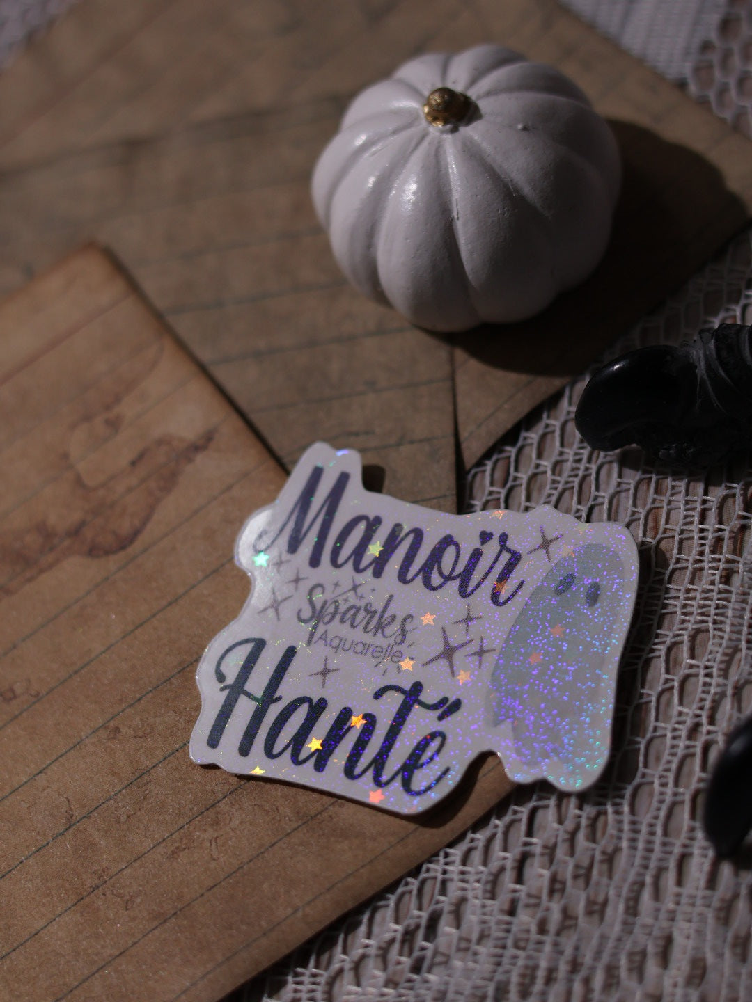 Sticker pailleté pour palette d’aquarelle ✨- Manoir Hanté - décoration palette peinture artistique
