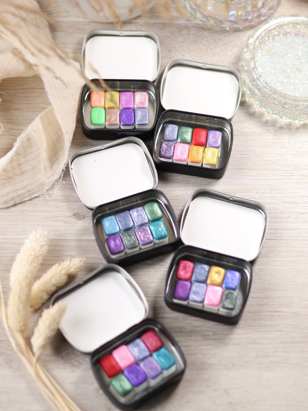 Palette d'aquarelles surprise - Assortiment de 8 mini godets