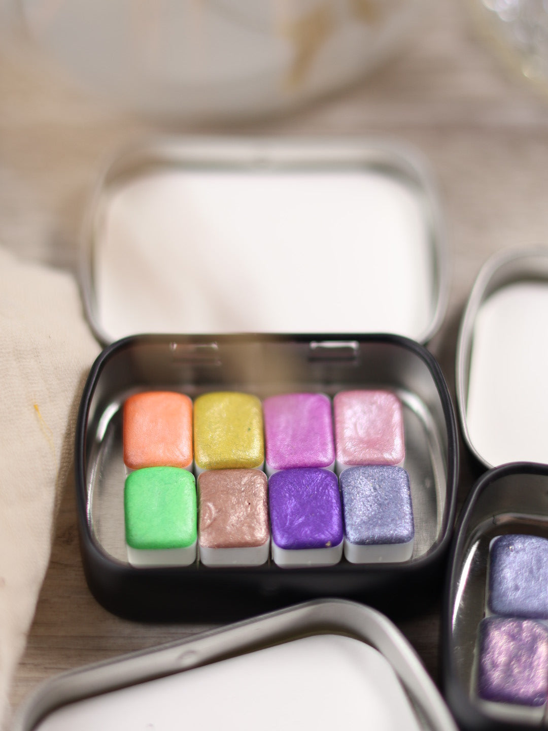 Palette d'aquarelles surprise - Assortiment de 8 mini godets