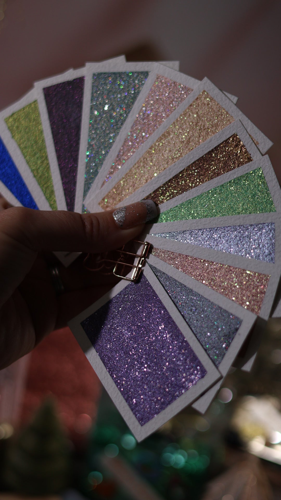 🎄✨ Méga Lueurs du monde – 30 godets d’aquarelle à effets | Noël 2025  | aquarelle métallisées et pailletées | aquarelle artisanat | cadeau Noël artiste peintre