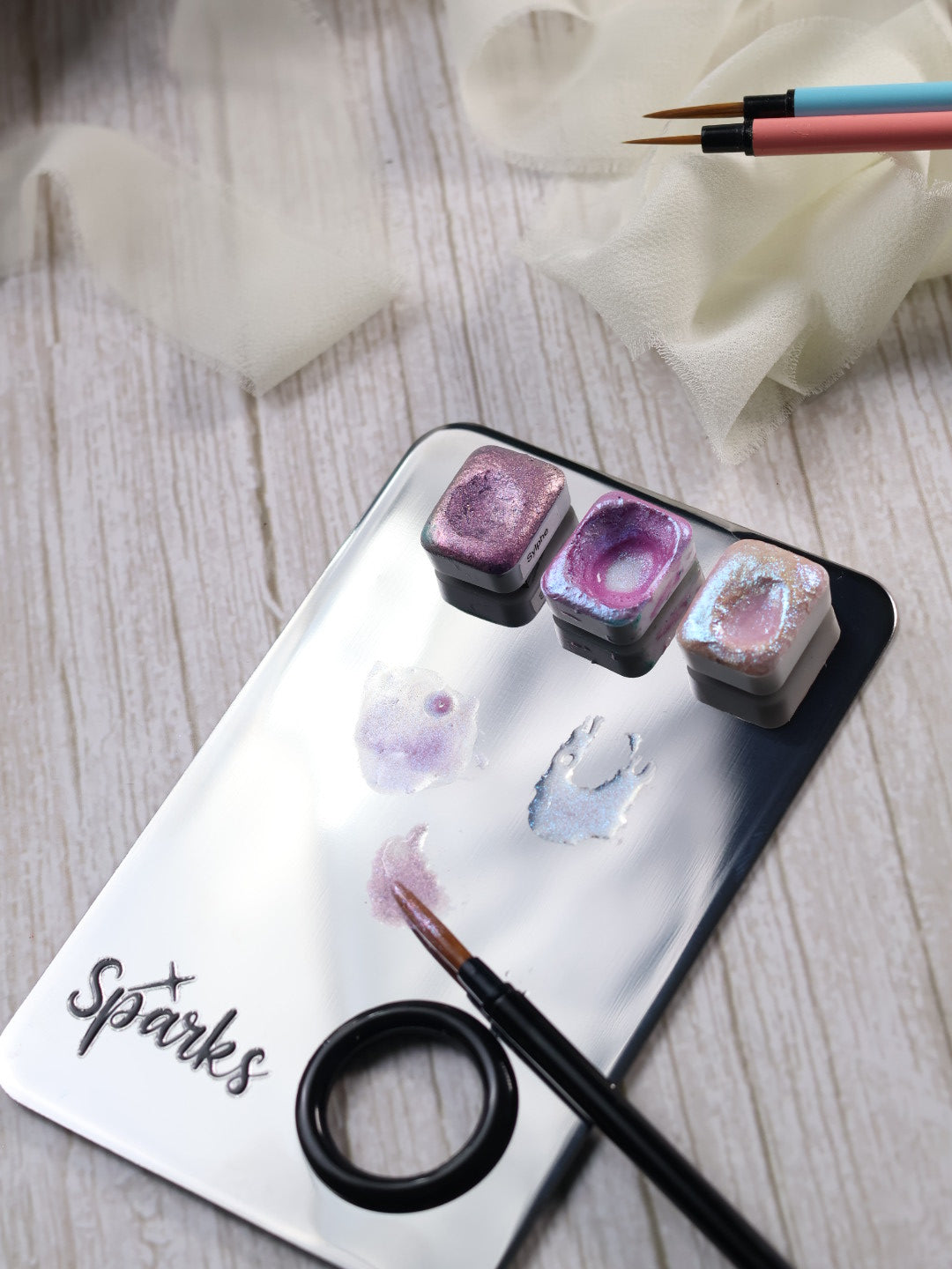 Pack aquarelle débutant – pinceaux et palette pour aquarelle à paillettes