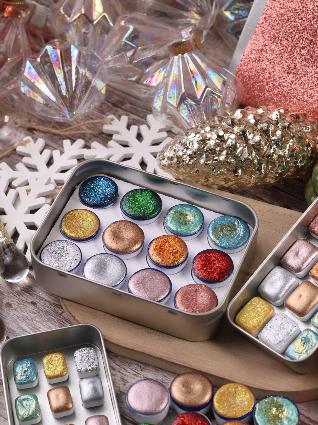 🎄✨ Lueurs du monde – 12 godets d’aquarelle à effets | Noël 2025  | aquarelle métallisées et pailletées | aquarelle artisanat | cadeau Noël artiste peintre