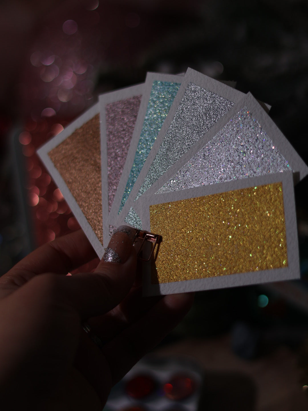 🎄✨ Méga Lueurs du monde – 30 godets d’aquarelle à effets | Noël 2025  | aquarelle métallisées et pailletées | aquarelle artisanat | cadeau Noël artiste peintre