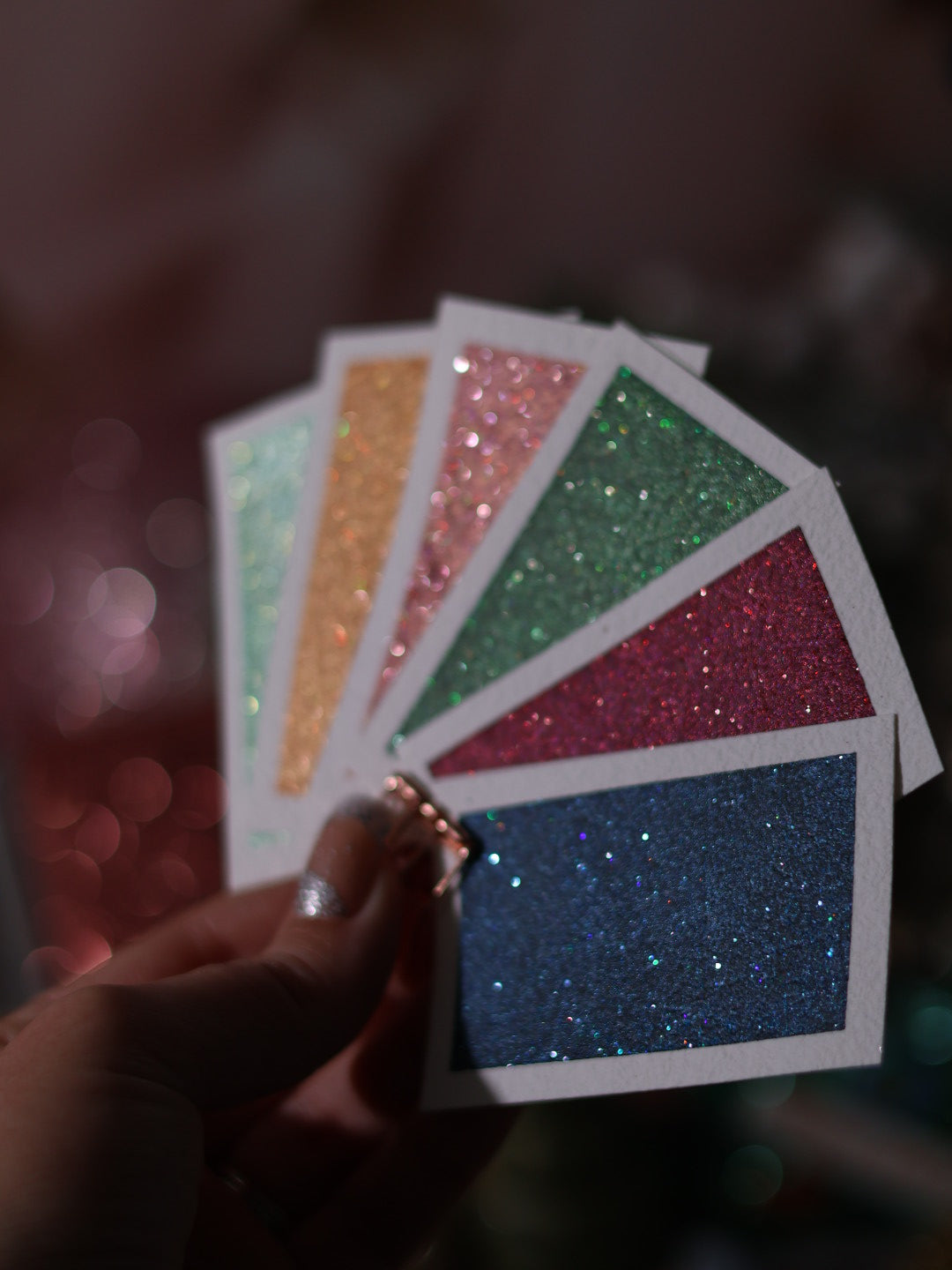 🎄✨ Méga Lueurs du monde – 30 godets d’aquarelle à effets | Noël 2025  | aquarelle métallisées et pailletées | aquarelle artisanat | cadeau Noël artiste peintre