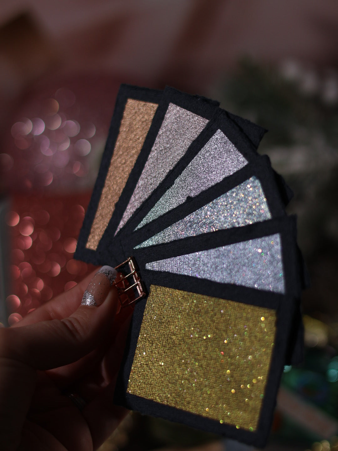 🎄✨ Méga Lueurs du monde – 30 godets d’aquarelle à effets | Noël 2025  | aquarelle métallisées et pailletées | aquarelle artisanat | cadeau Noël artiste peintre