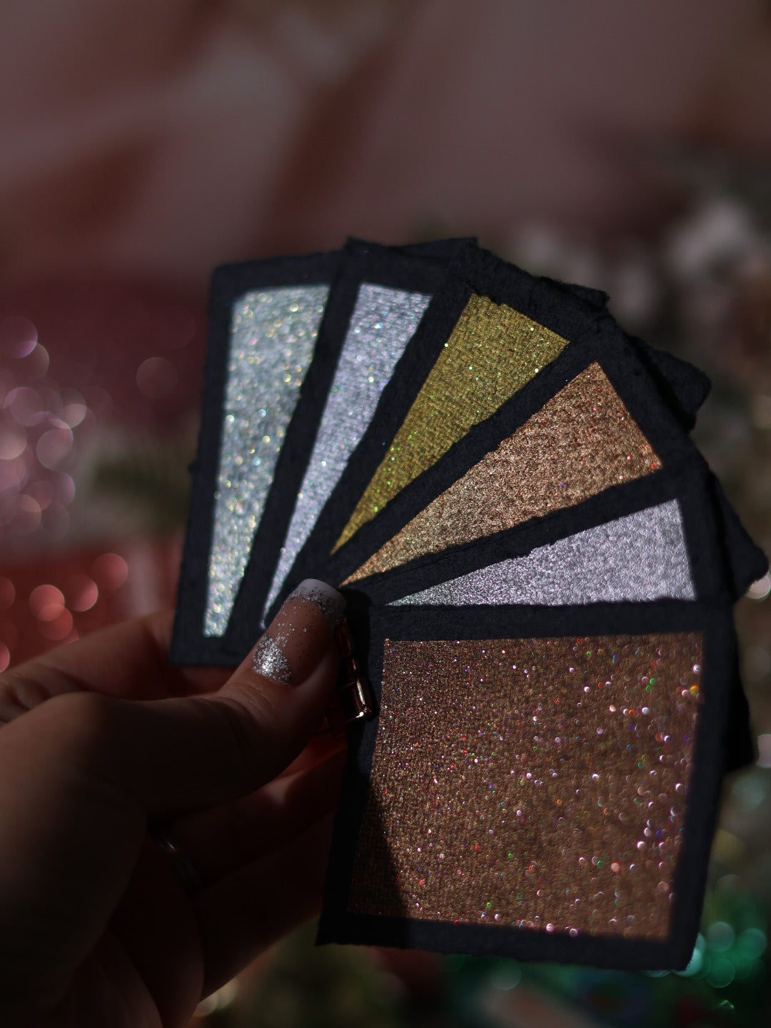 🎄✨ Méga Lueurs du monde – 30 godets d’aquarelle à effets | Noël 2025  | aquarelle métallisées et pailletées | aquarelle artisanat | cadeau Noël artiste peintre