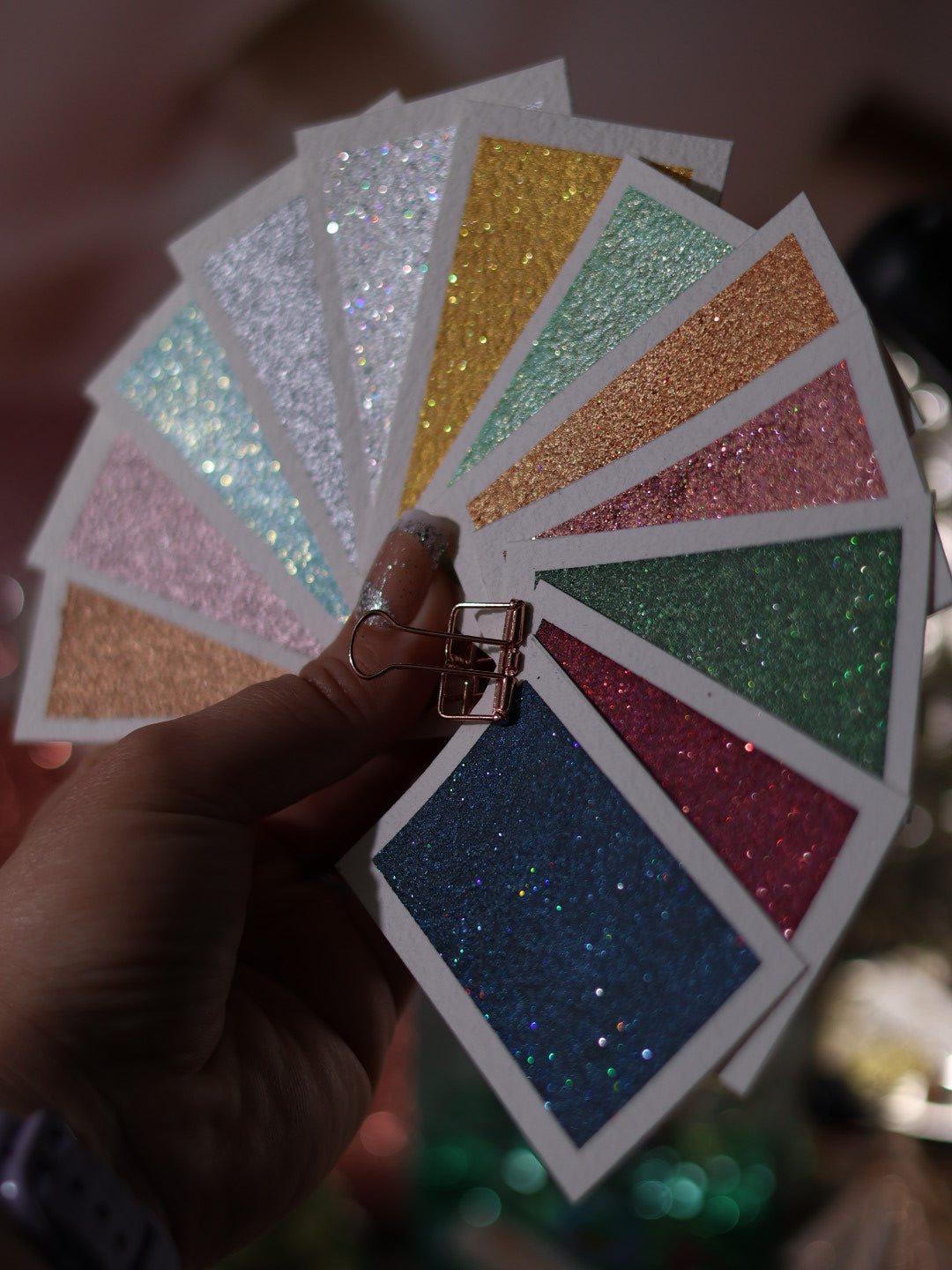 🎄✨ Méga Lueurs du monde – 30 godets d’aquarelle à effets | Noël 2025  | aquarelle métallisées et pailletées | aquarelle artisanat | cadeau Noël artiste peintre