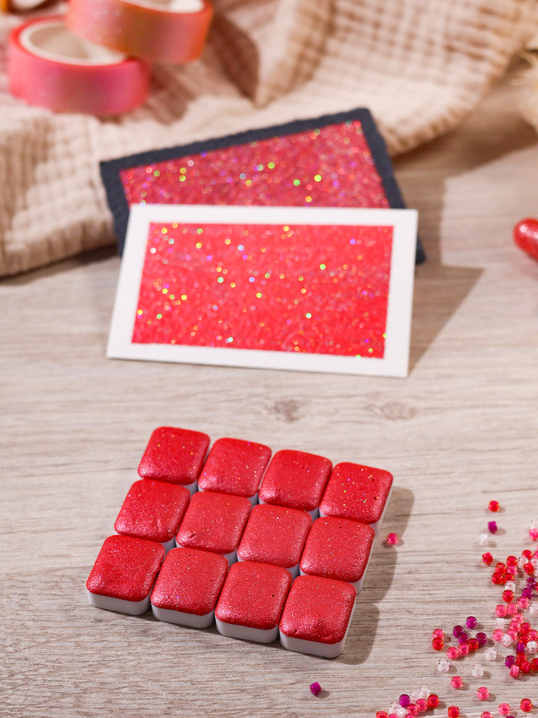 Cheerilee | Viertel Näpfchen Glitzer-Aquarellfarbe | Holografische rote Aquarellfarbe | Glitzerfarbe | Handgefertigt | Künstlergeschenk