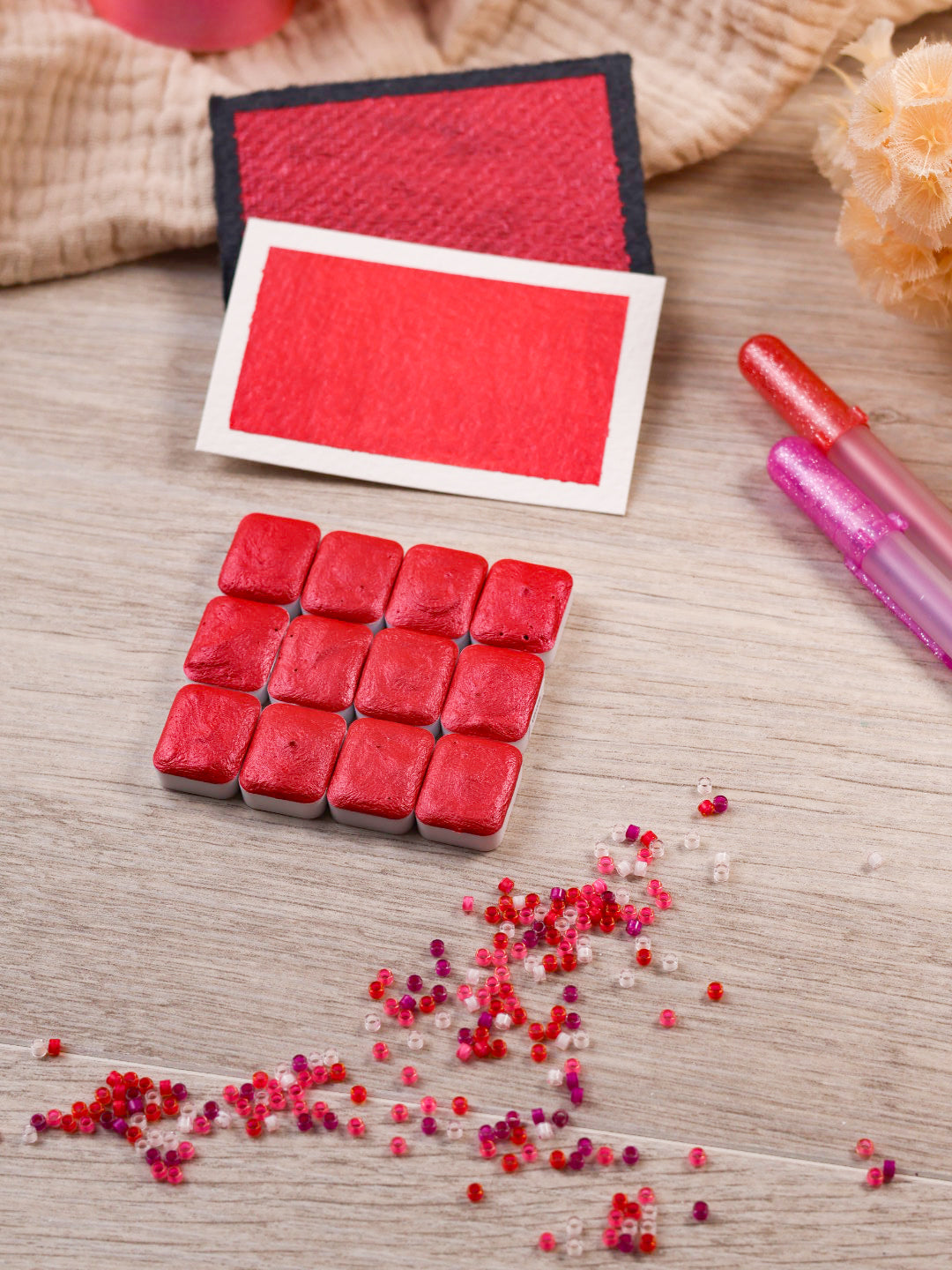 Vérone | Godet d’aquarelle métallisée | aquarelle rouge métallisée | peinture brillante | fabriquée à la main | cadeau artiste | quart godet